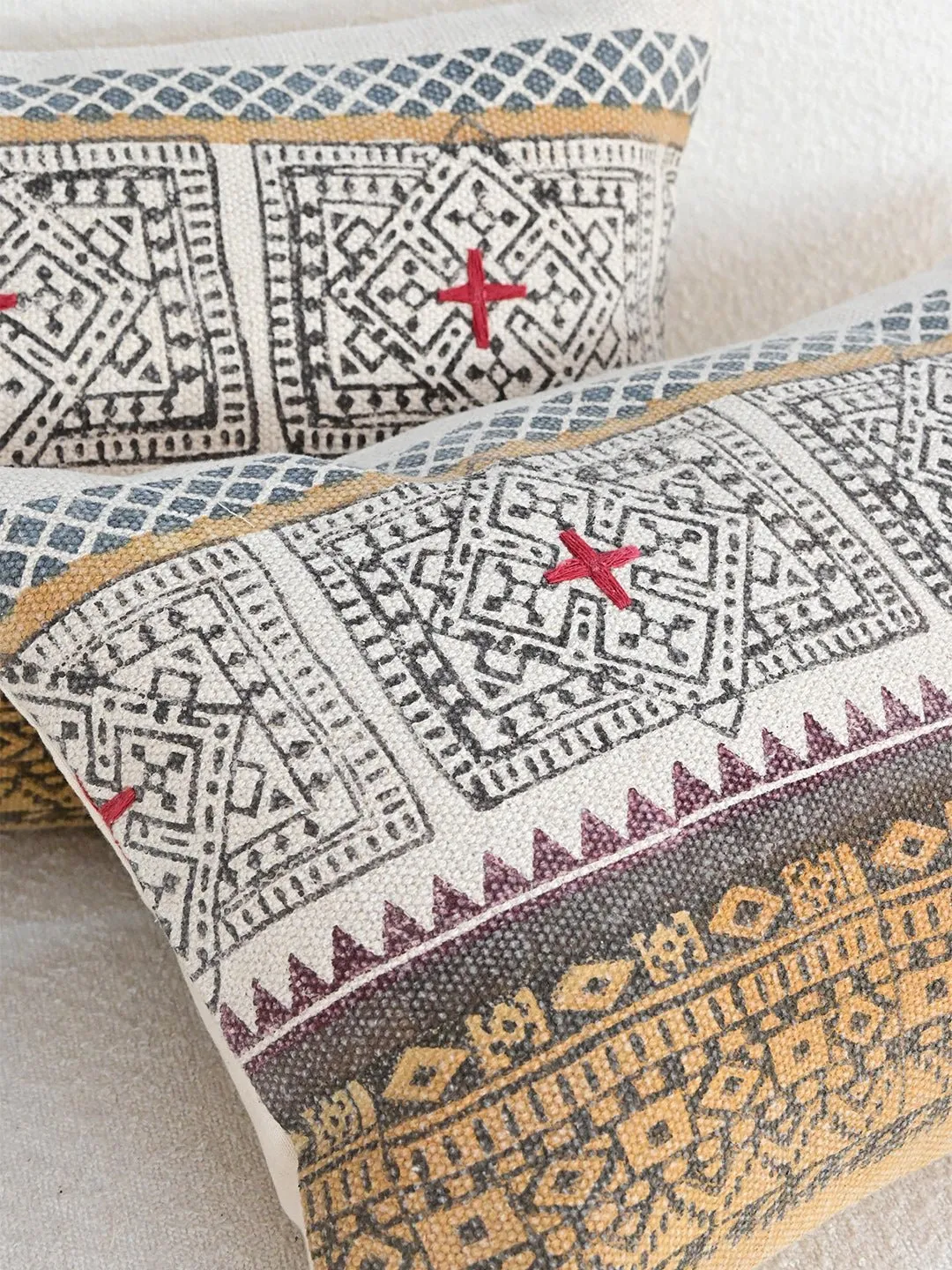 AMYTAL-LUMBAR CUSHION COVER